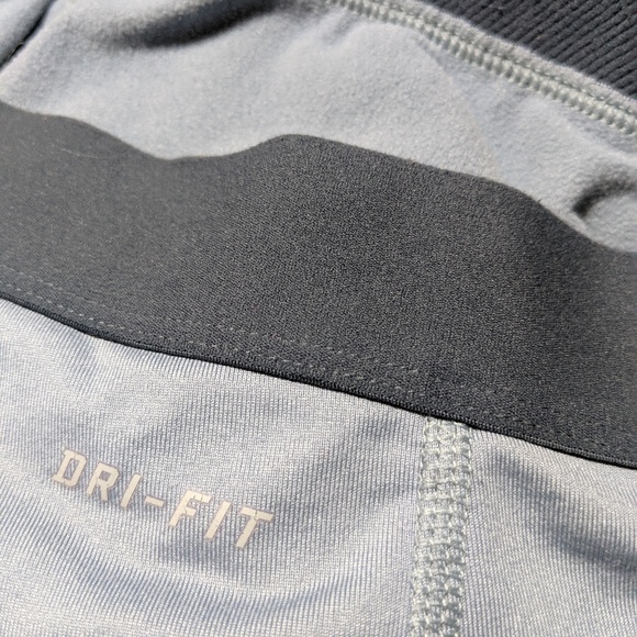 Nike fleece lined leggings - Picture 3 of 3